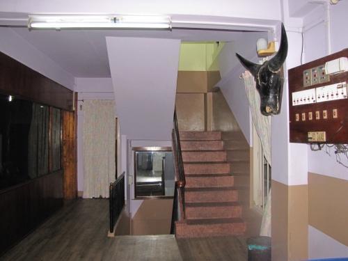 Chief Guest House Āīzawl Exteriör bild